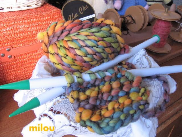 http://i471.photobucket.com/albums/rr74/milou45/ponchonCHACHA003.jpg