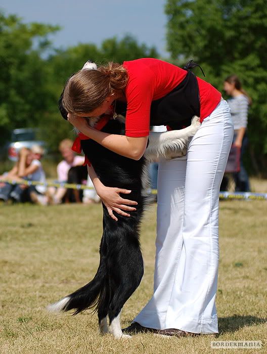 dogdancing20090607-066_W.jpg