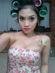 Putri Lana Umbar Foto Seksi 7 photo putrilana7_zps4d7412cc.jpg